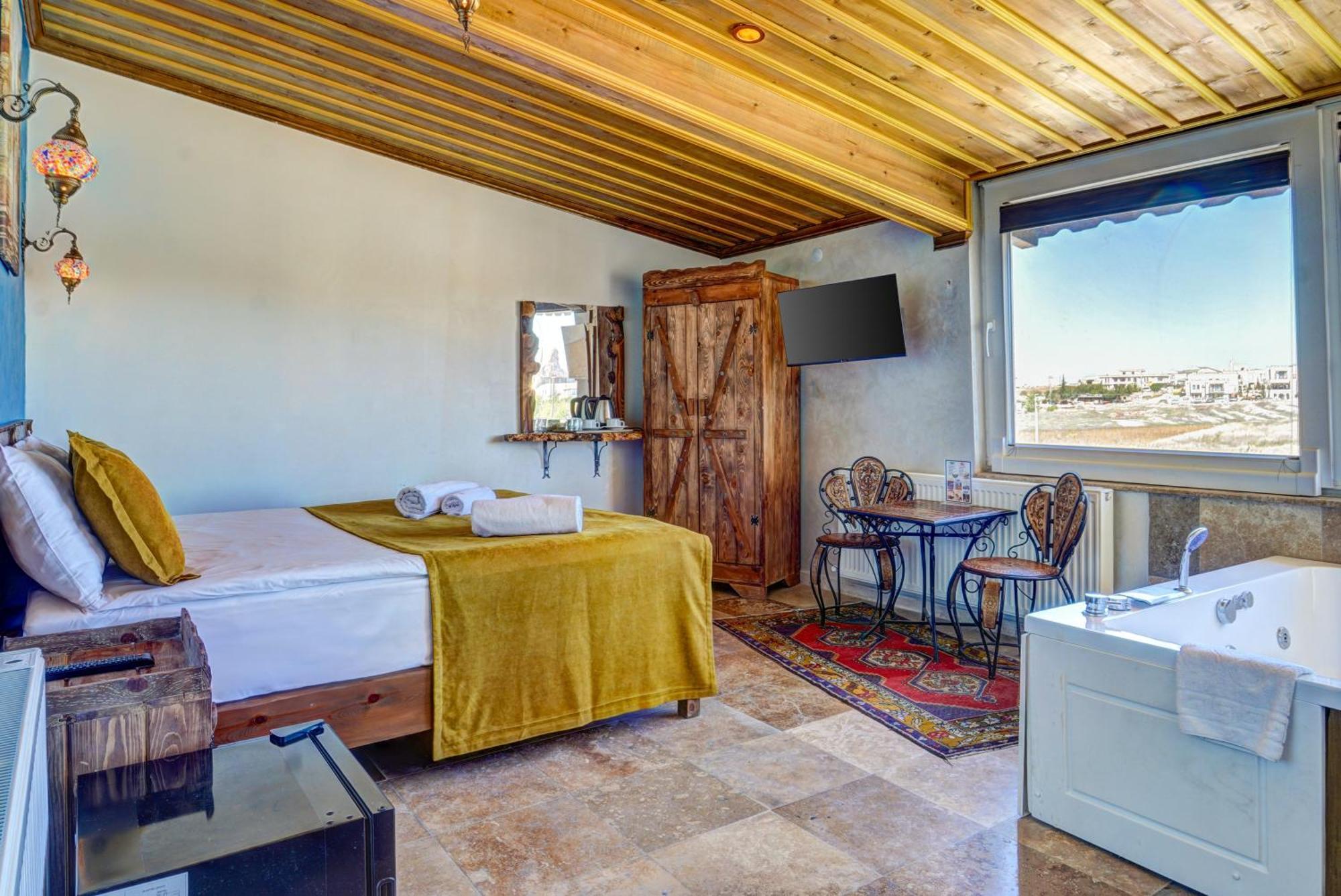Moonlight Of Cappadocia Hotel Ючхисар Екстериор снимка