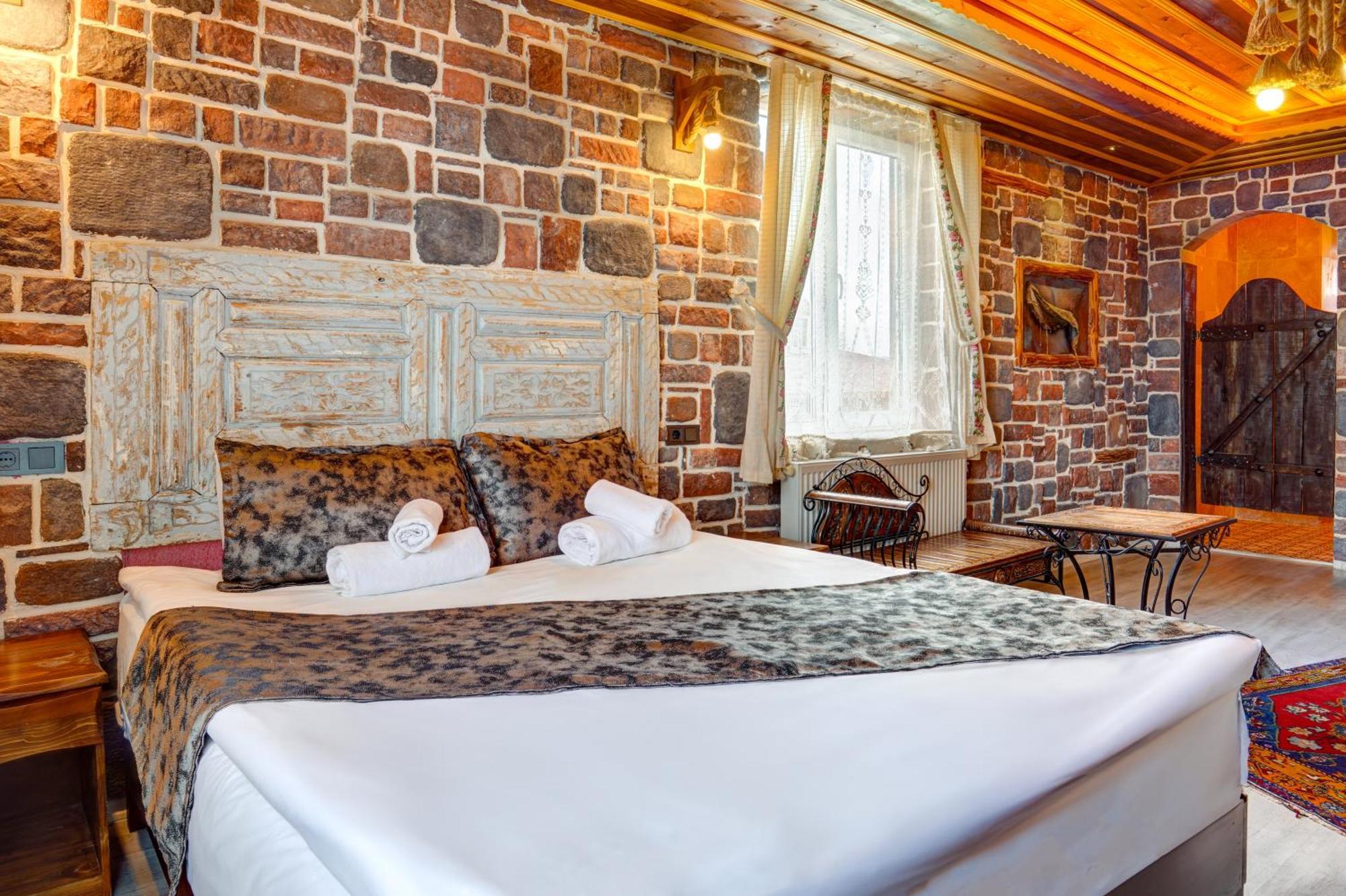 Moonlight Of Cappadocia Hotel Ючхисар Екстериор снимка