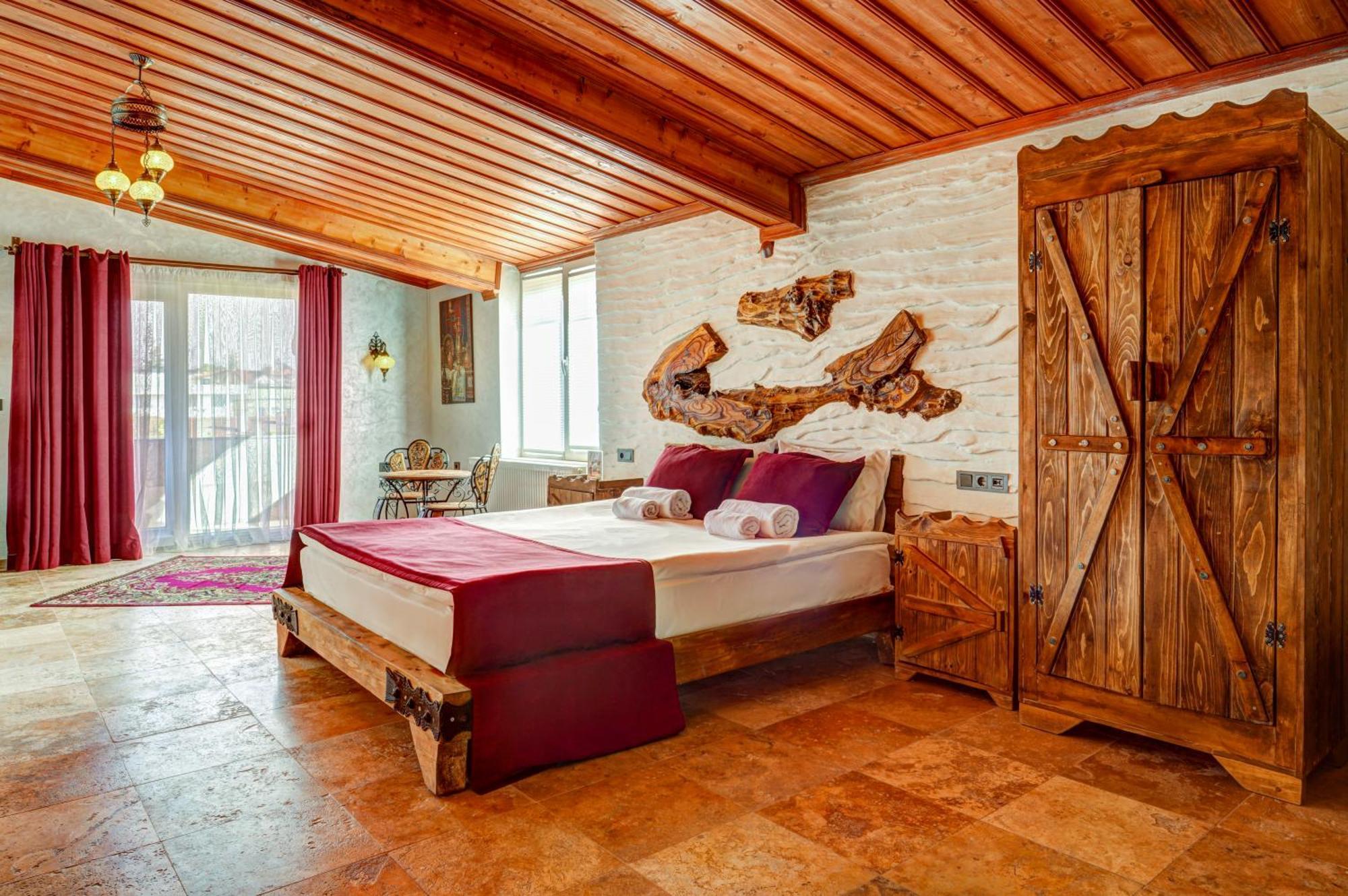Moonlight Of Cappadocia Hotel Ючхисар Екстериор снимка
