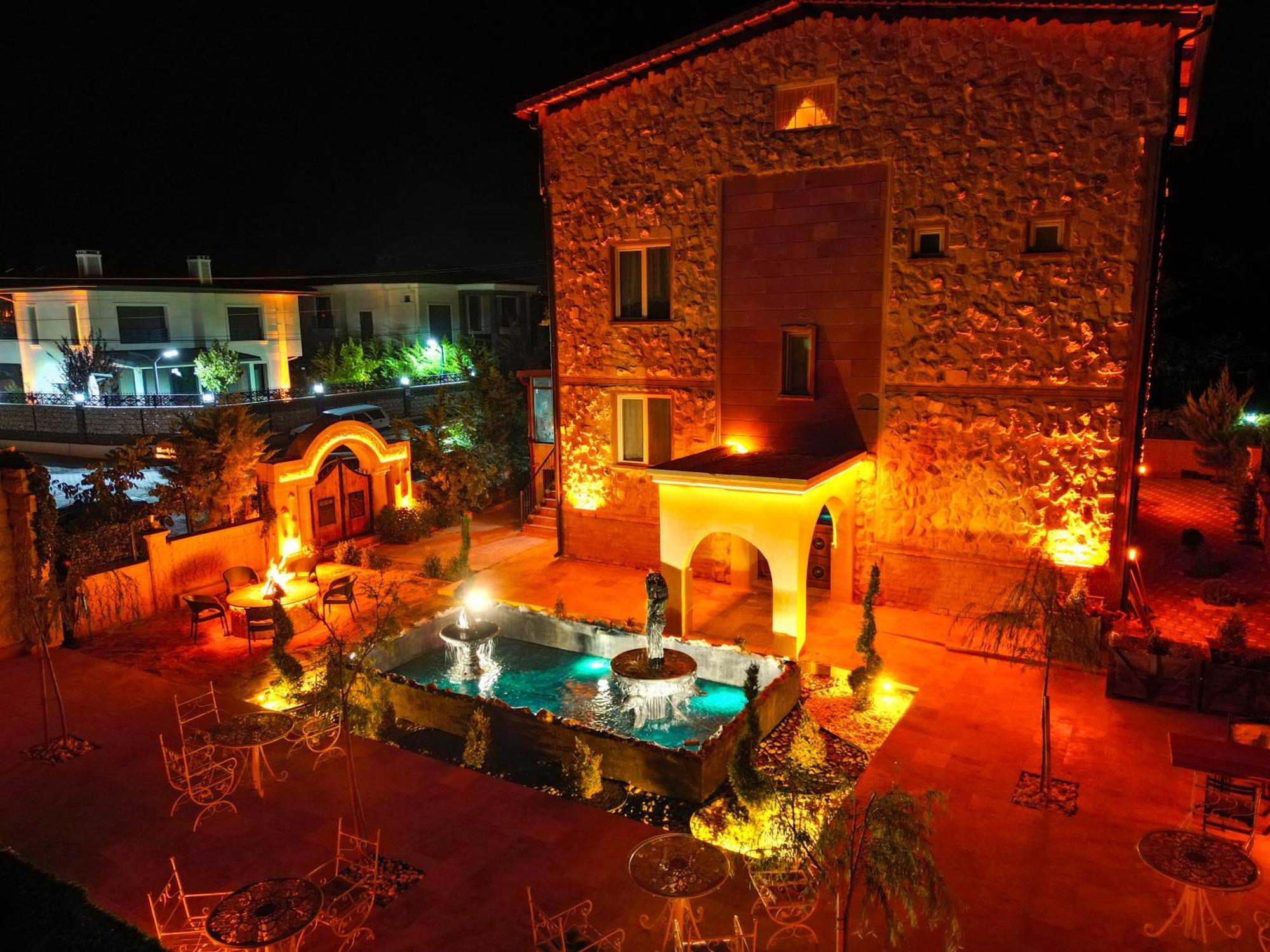 Moonlight Of Cappadocia Hotel Ючхисар Екстериор снимка