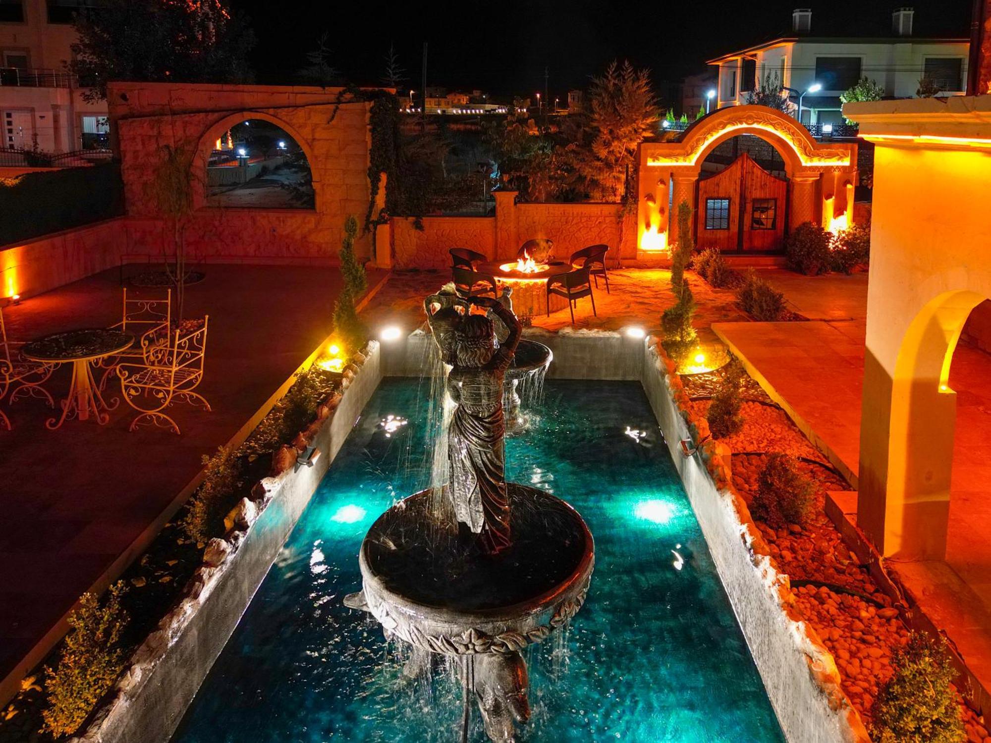 Moonlight Of Cappadocia Hotel Ючхисар Екстериор снимка