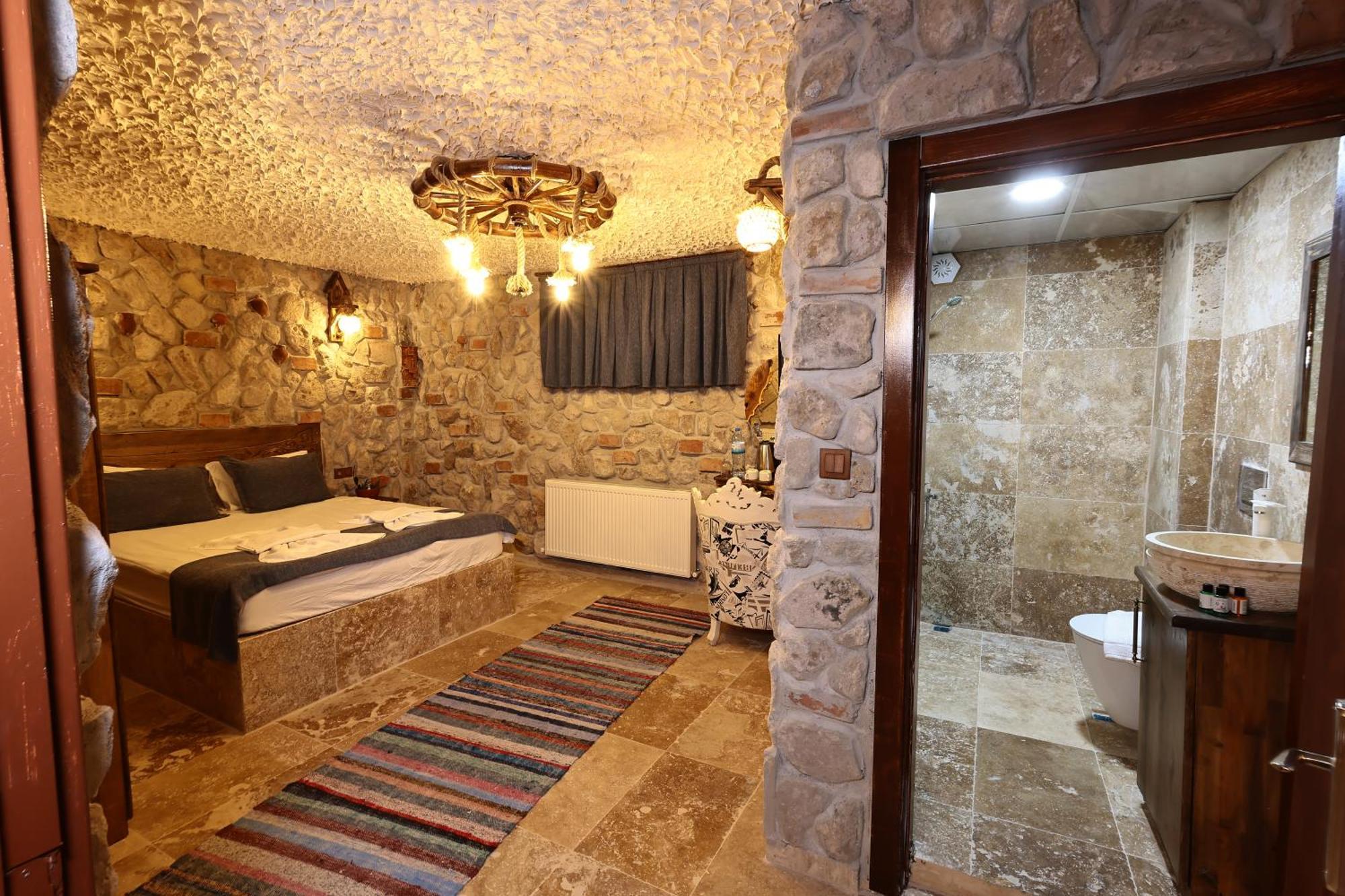 Moonlight Of Cappadocia Hotel Ючхисар Екстериор снимка
