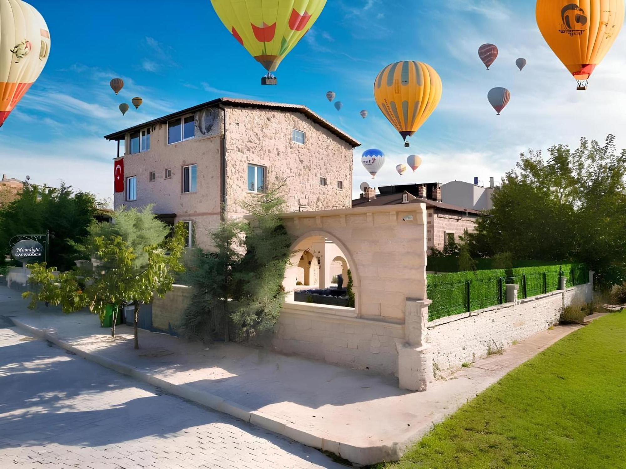Moonlight Of Cappadocia Hotel Ючхисар Екстериор снимка